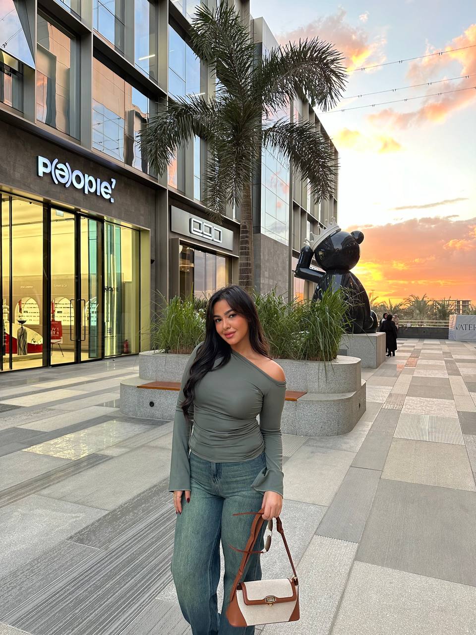 Olive Drape off shoulder - long sleeve