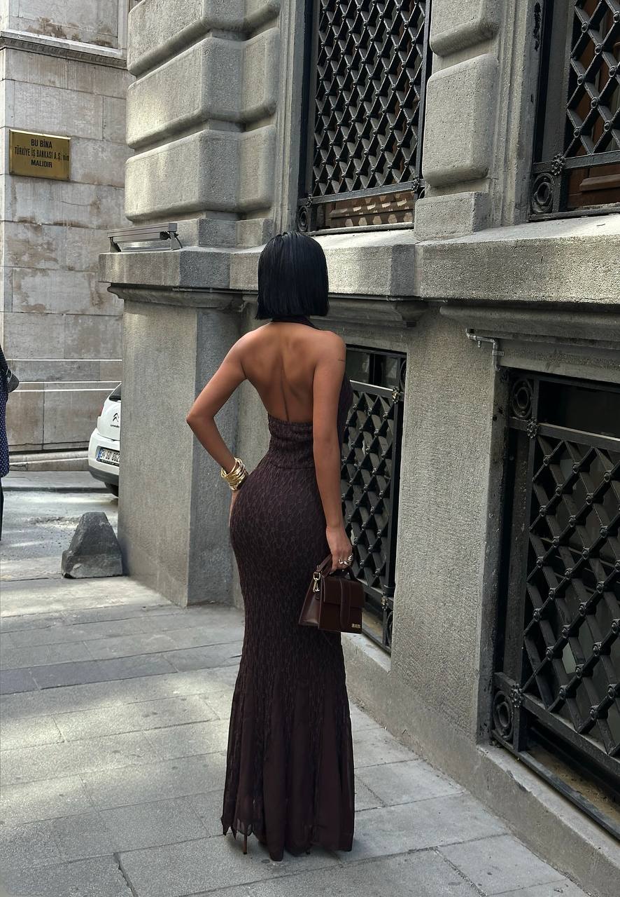 Brown lace low-cut dress