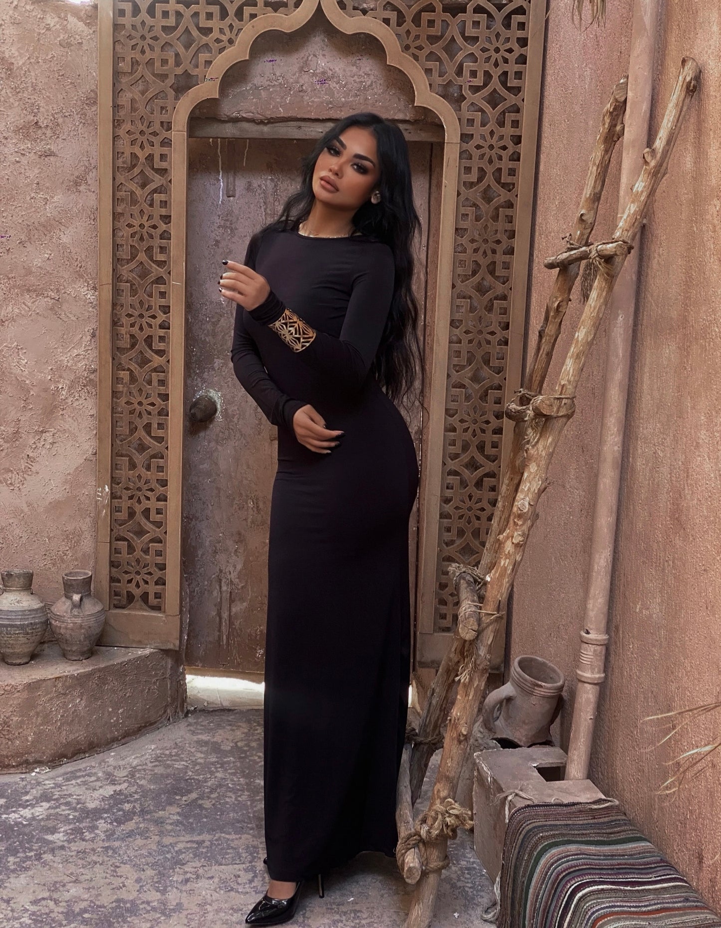 Black backless Long Sleeve Basic Dress