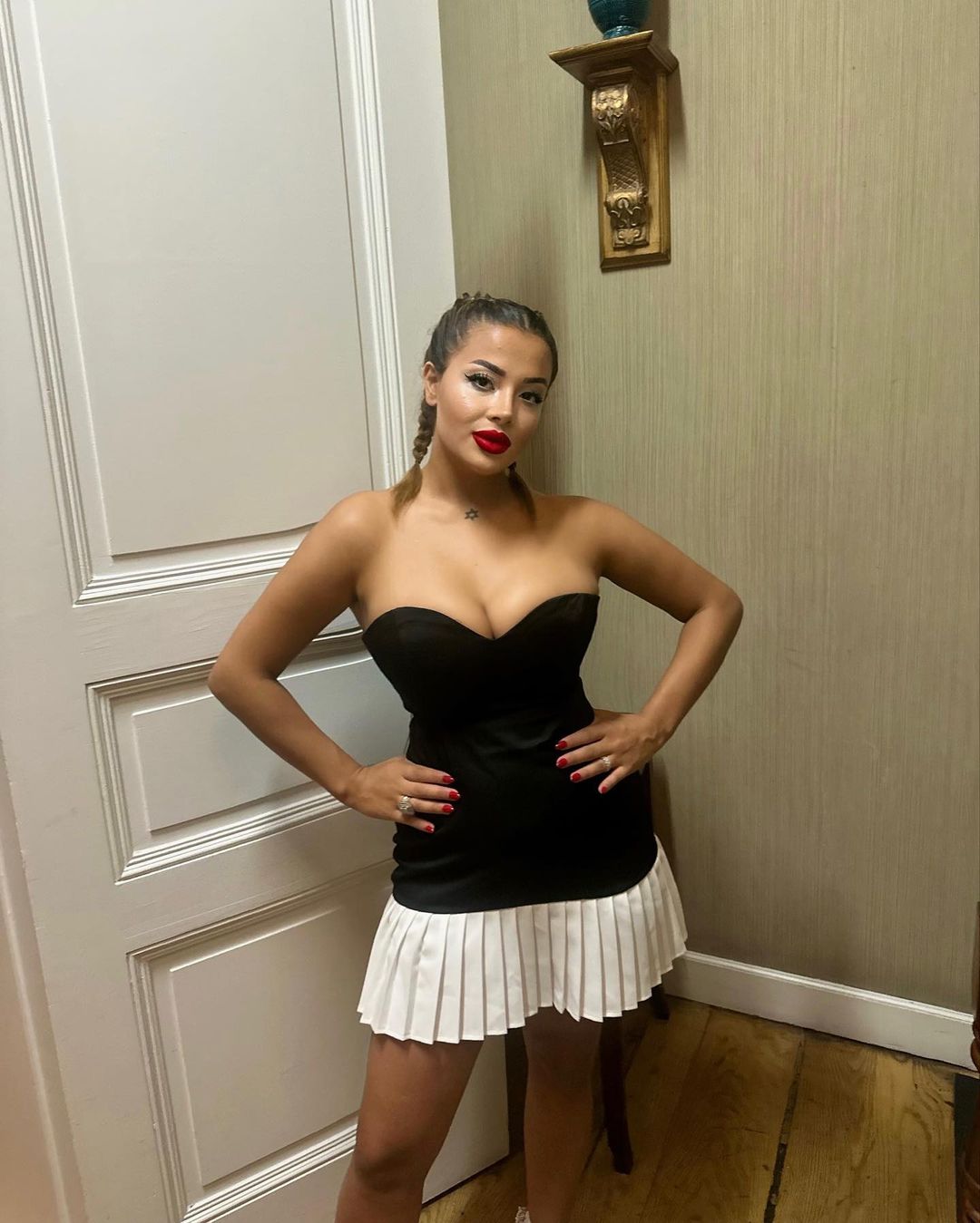 Heart Collar Strapless Mini Dress