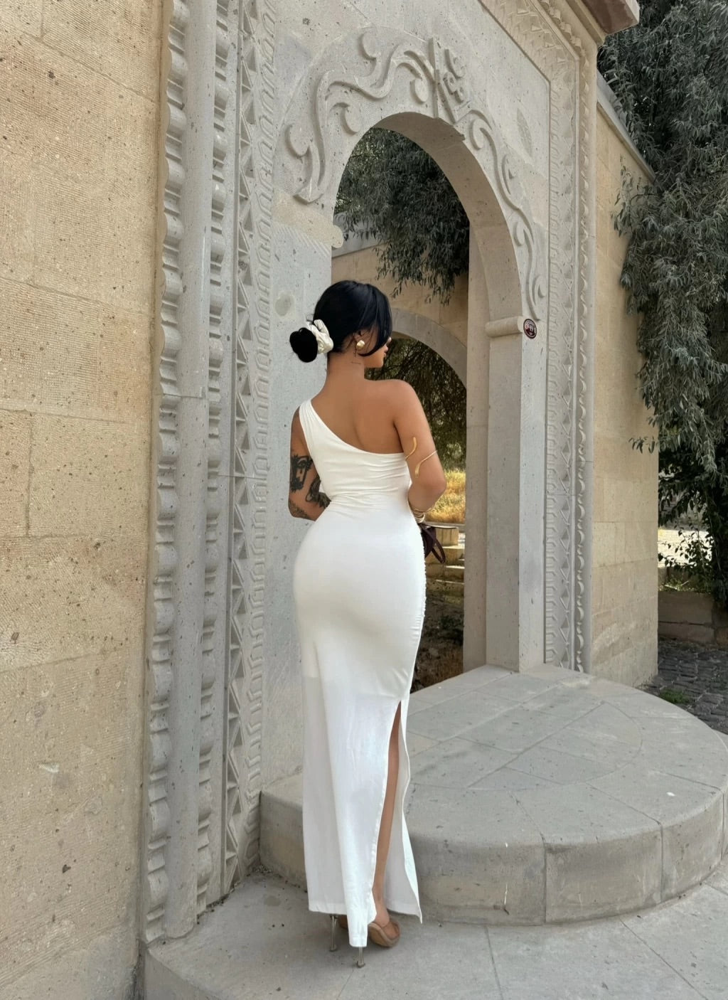 White Single Sleeve Gathered Long Dress
