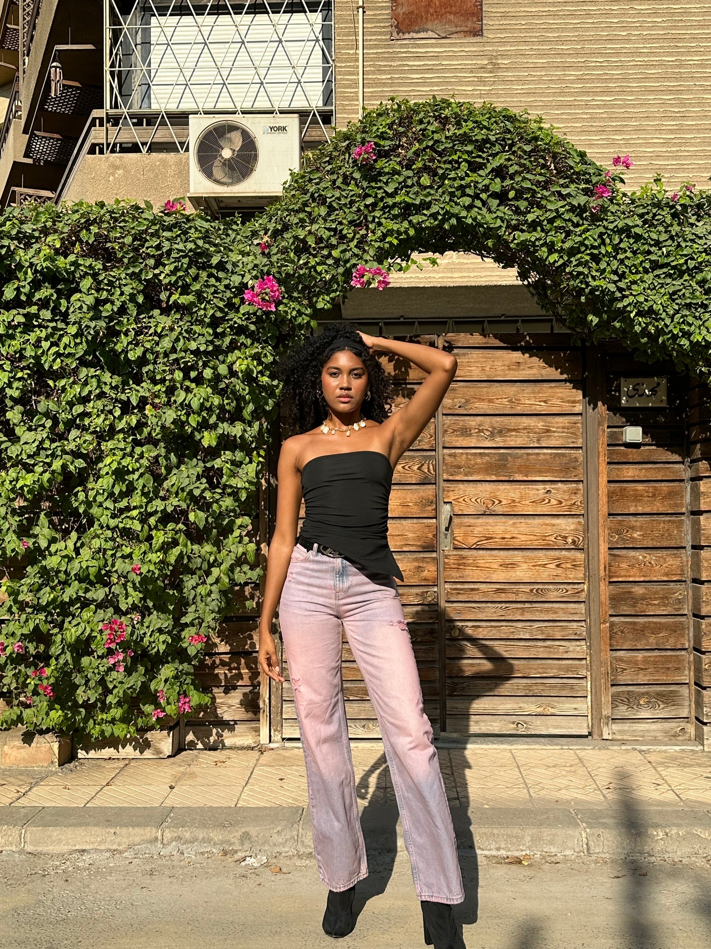 COLORS LASER DETAILED JEANS
