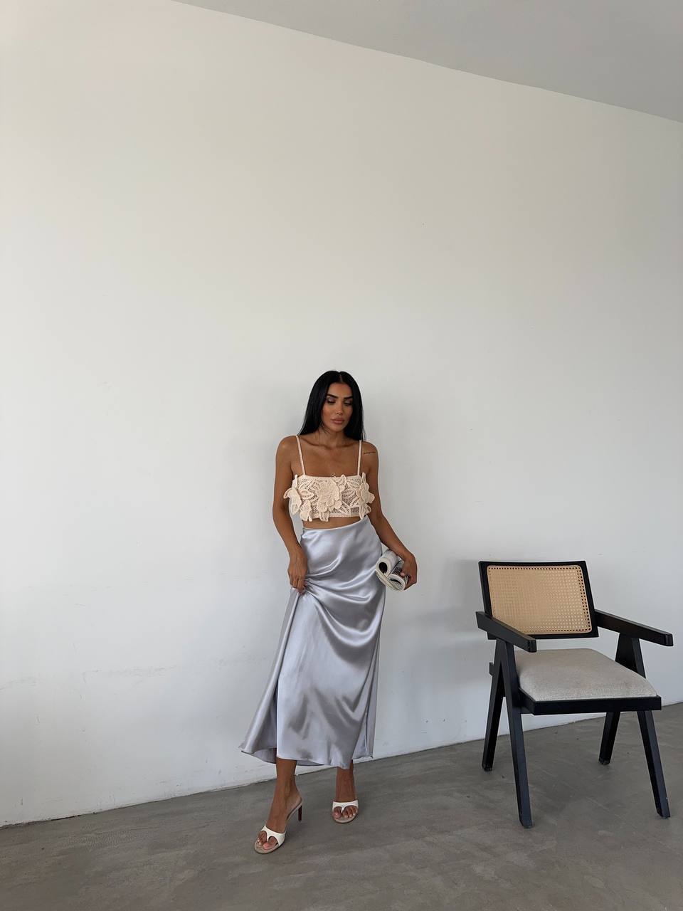 FLOSH SATIN SKIRT