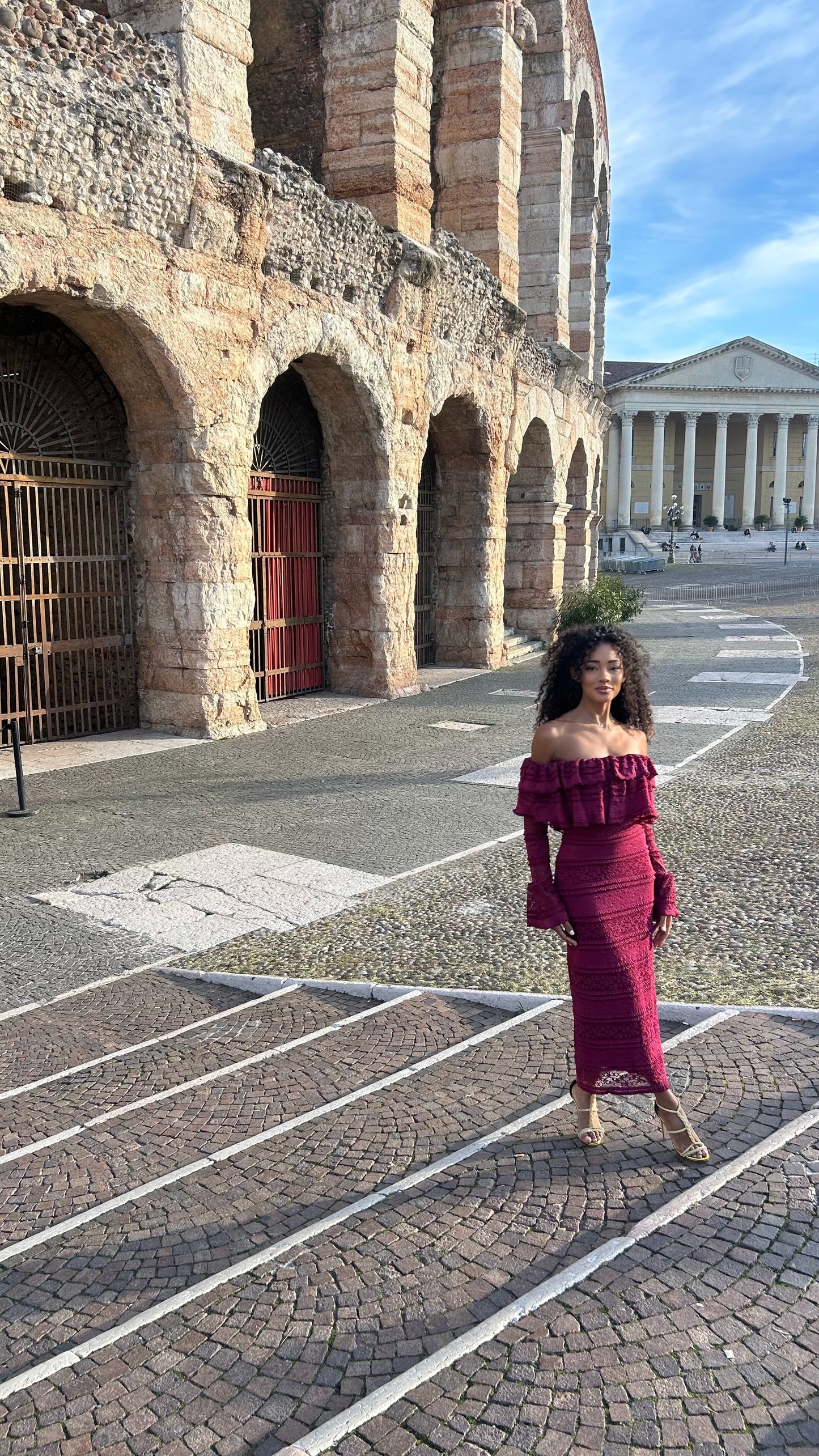 burghandy Vova Strapless Dress