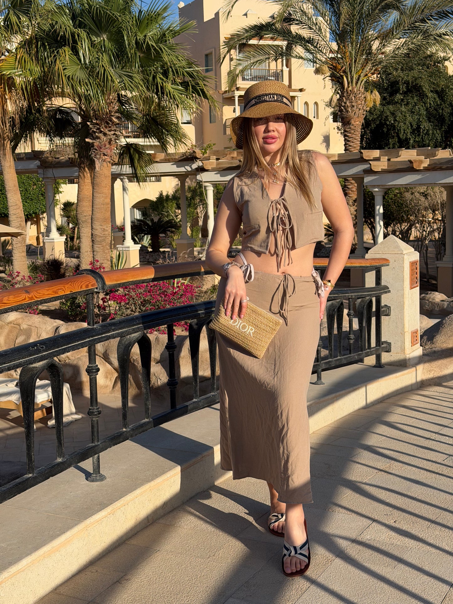 Tan Stellana Set