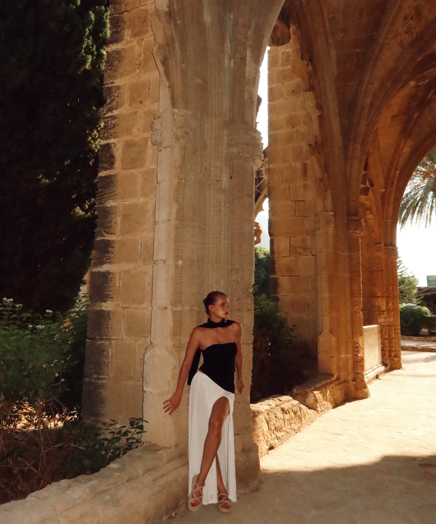 Black & White SCUBA CREP AND SANNDY FABRIC DRESS SET