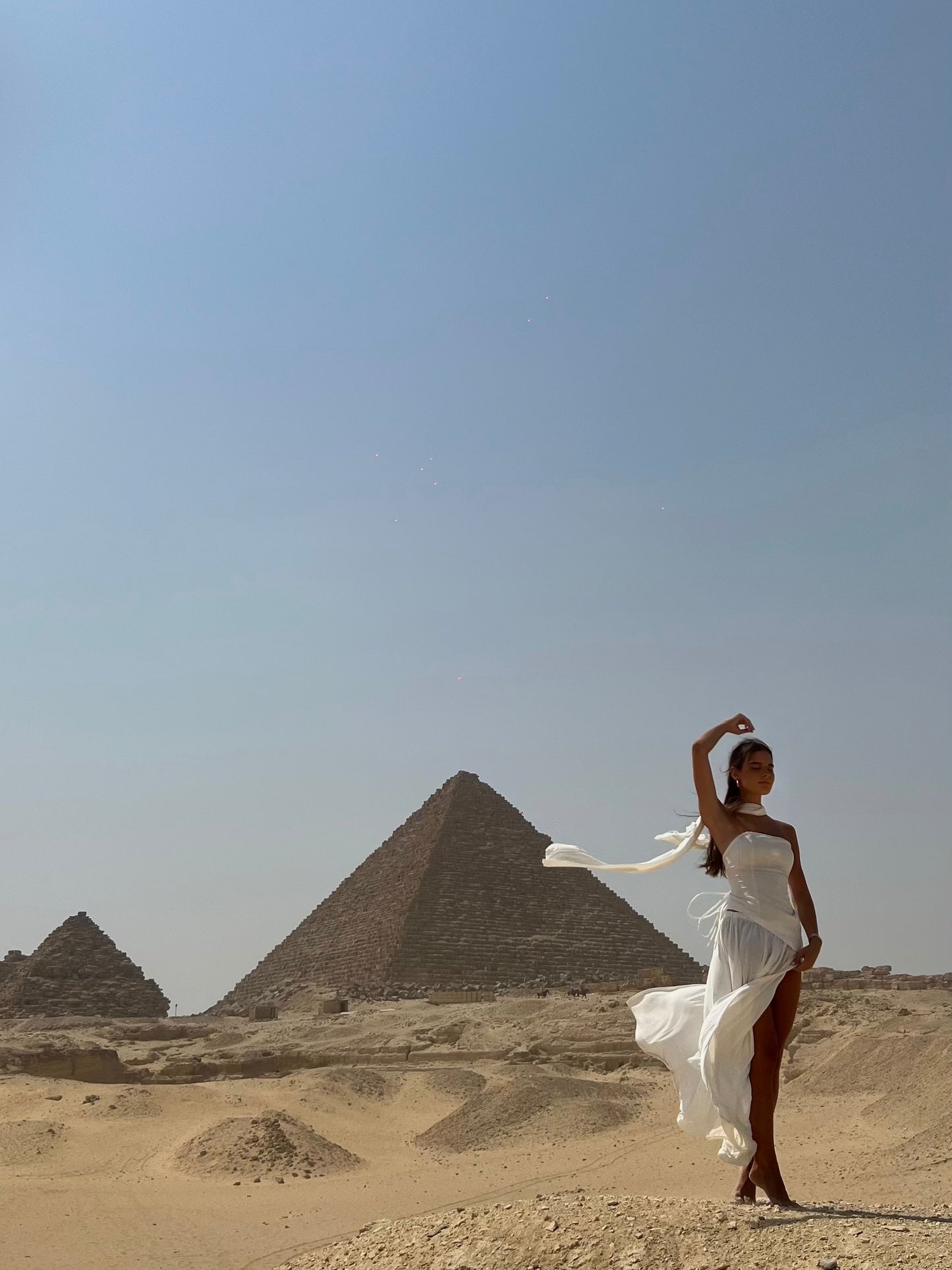 White SCUBA CREP AND SANNDY FABRIC DRESS SET