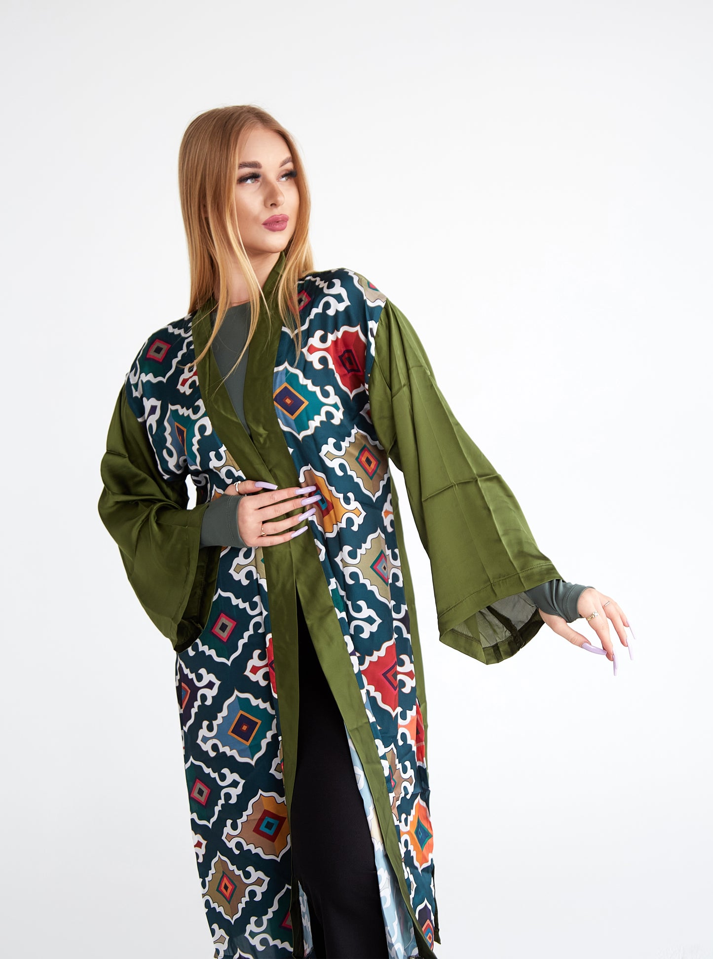 Satin kimono 8