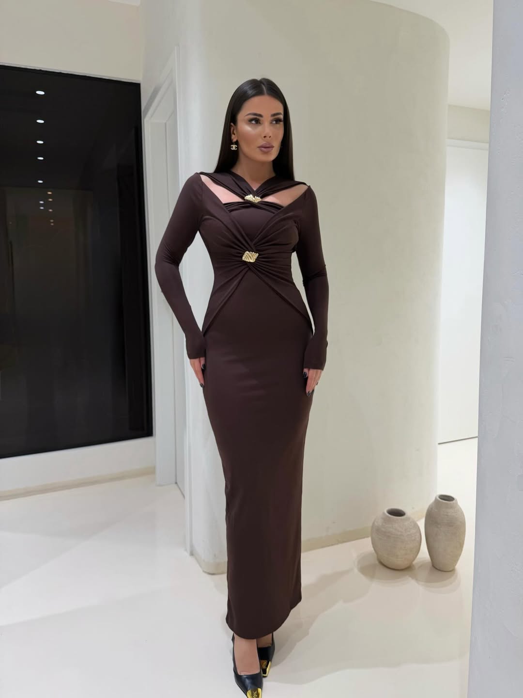 Brown Dande Brooch Detailed Dress