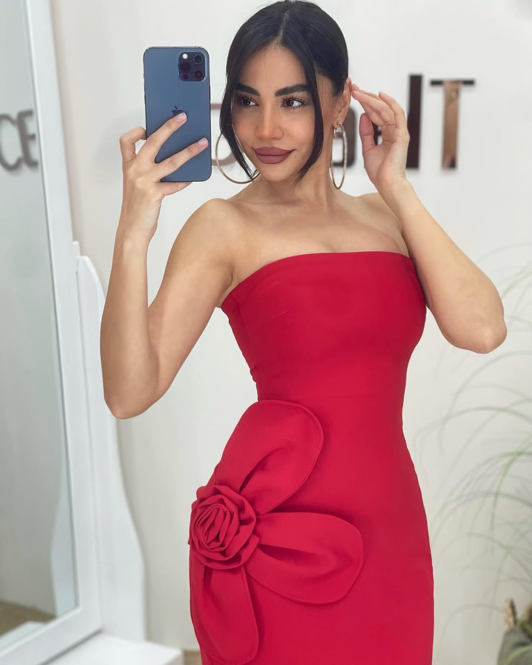 Red Daysi Strapless Dress
