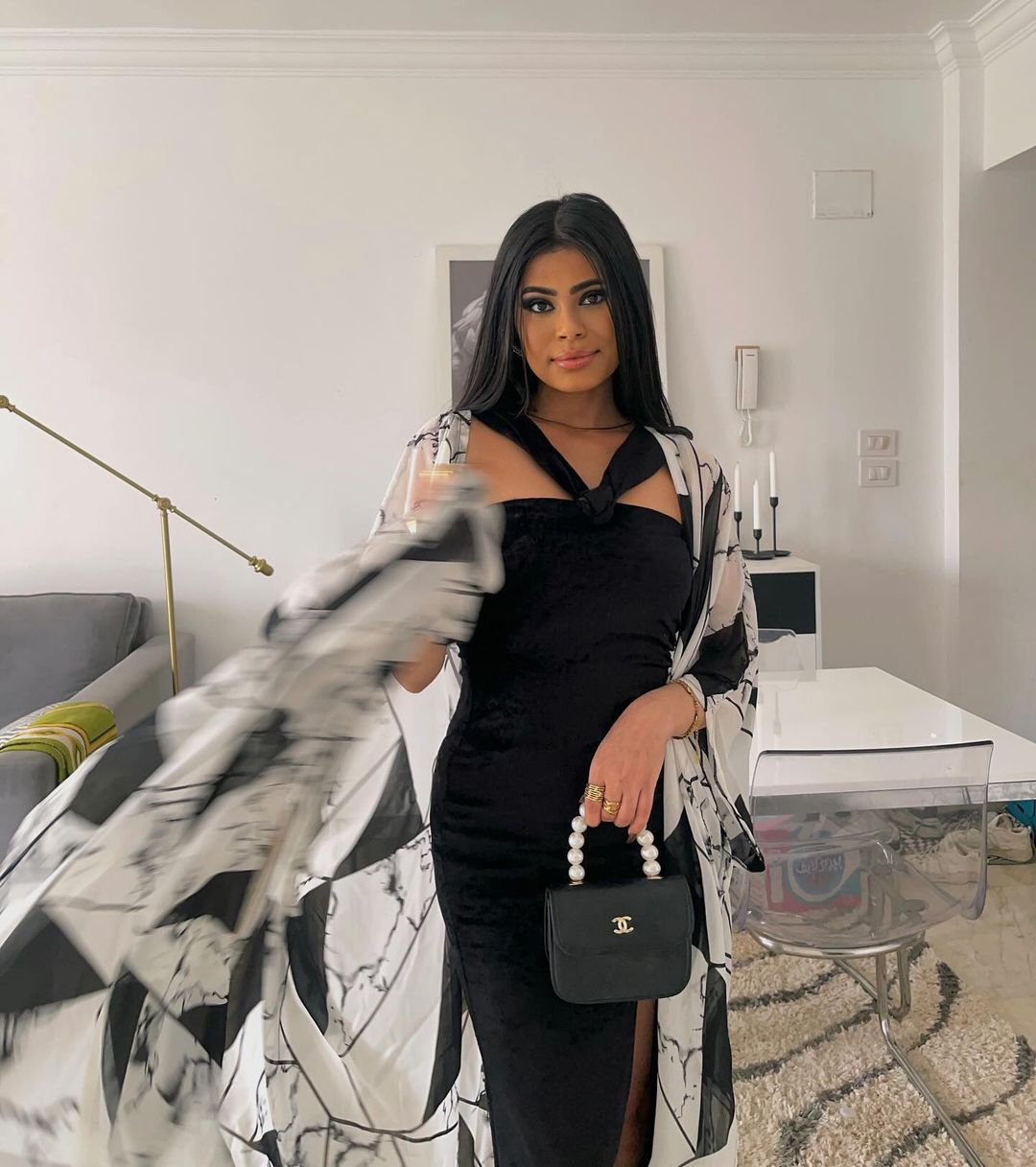 black and white kimono