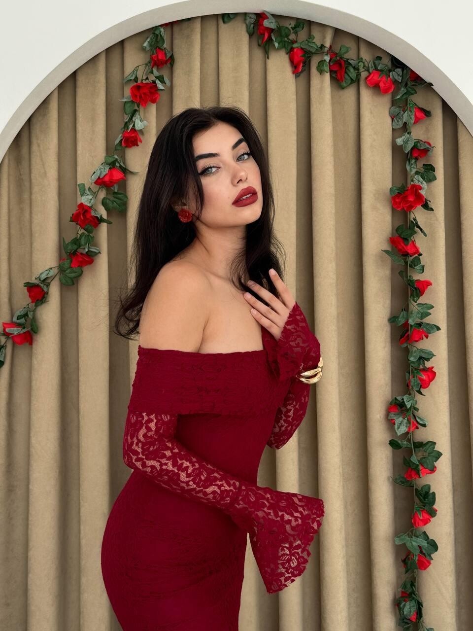 Burghandy Strapless Lace Dress