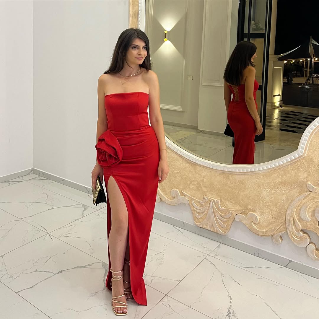 Red Daysi Strapless Dress