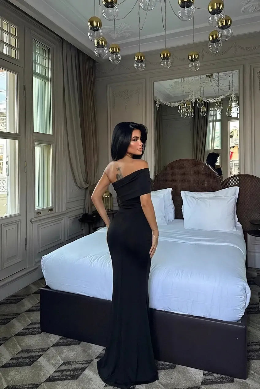 Black Vanya One Sleeve Dress