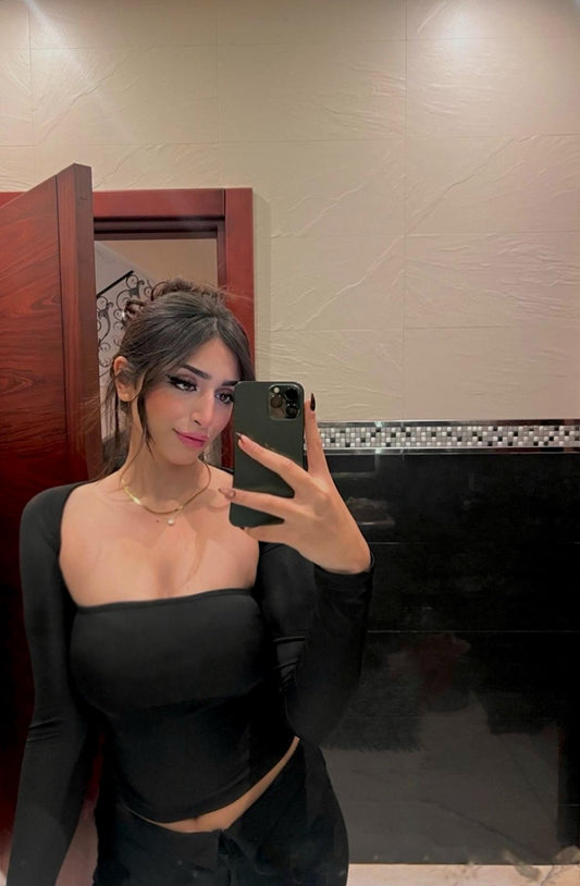 Black 2 pieces -  Off-shoulder Crop Tops Long Sleeve