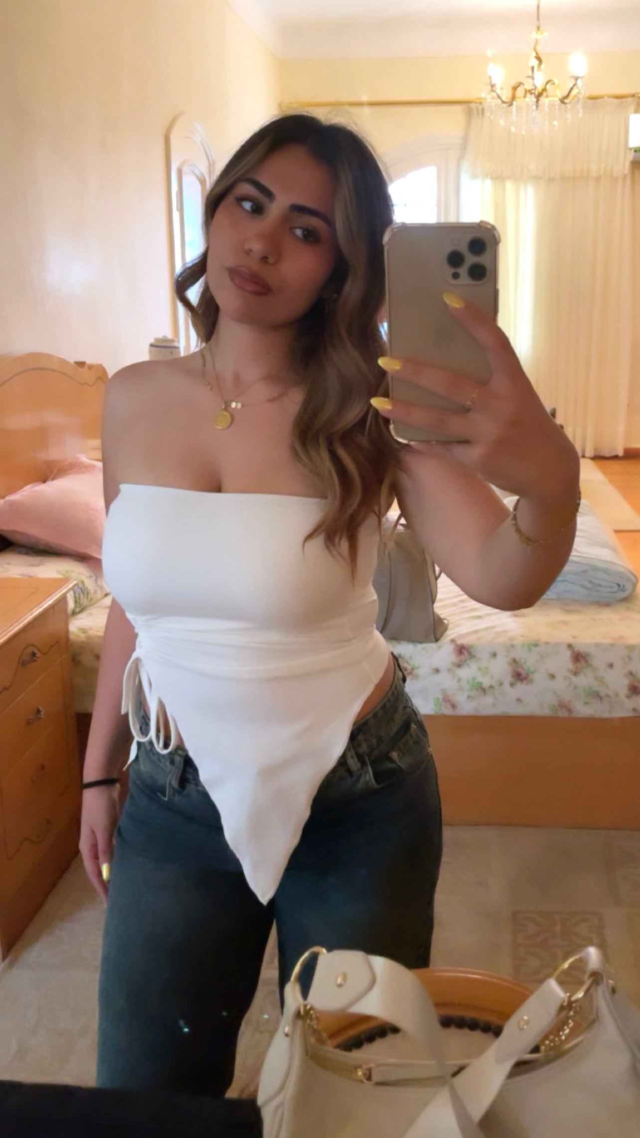 White Side Rope Strapless blouse