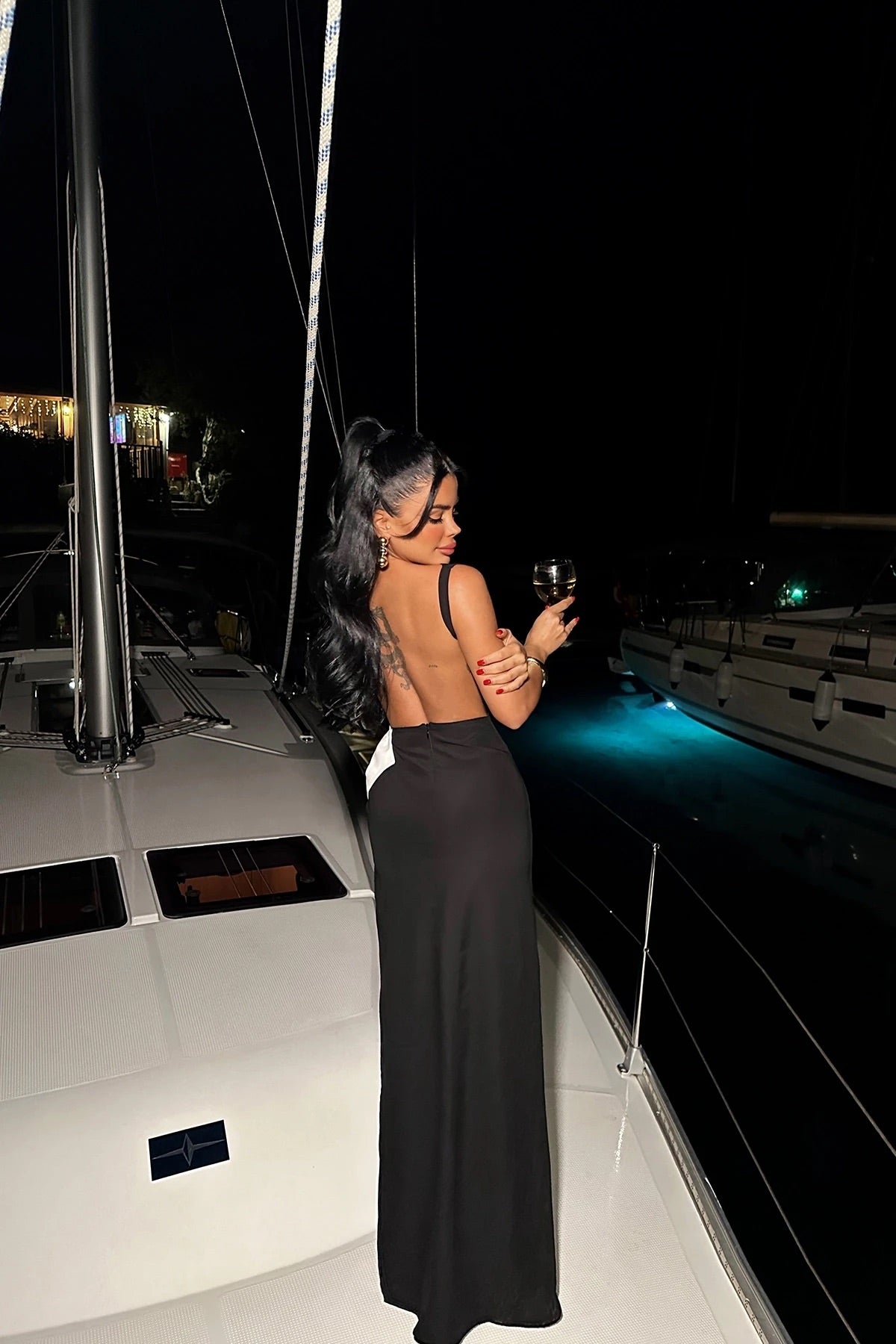 Black Dorien Bow Low-cut Dress