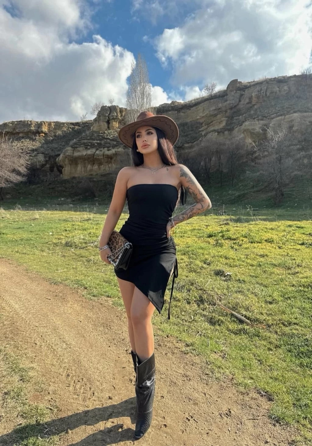 Black Side Gathered Strapless Diving Dress