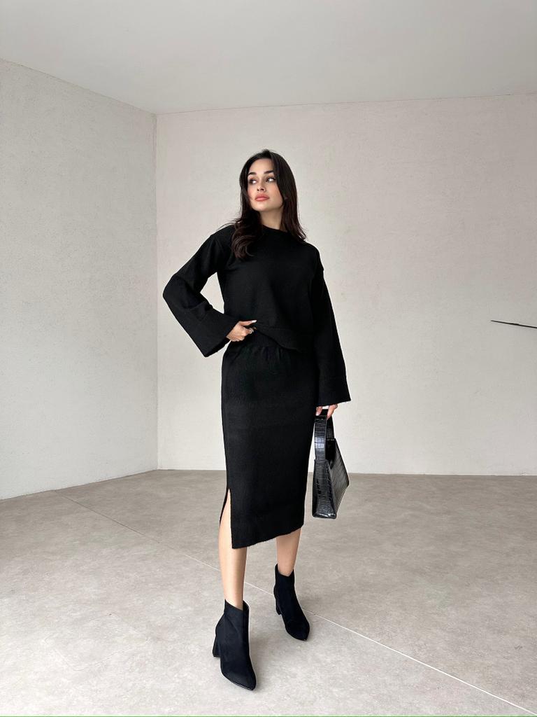 Black suit (Sweatshirt-Skirt )